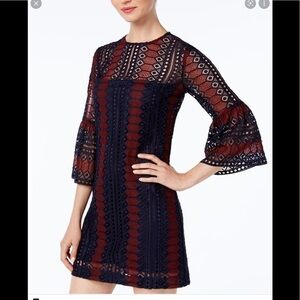 Trina Turk Dreamland Crochet Lace Shift Dress size 4 bell sleeves D11